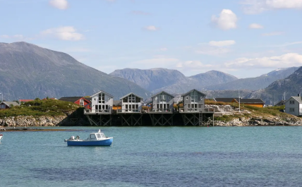 Bu adanın sakinləri zamandan imtina etdi: Qərarın səbəbi maraqlıdır (FOTO)