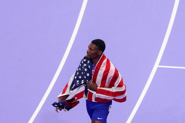 Olimpiya mükafatçısı bir ildə iki dəfə həbs olundu