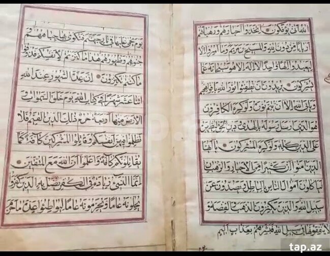 Azərbaycanda 100 minə Qurani-Kərim kitabı satılır - FOTO