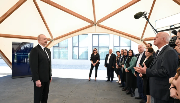 Şükürbəyli sakini: "Sizinlə bu görüşümüz bizim üçün tarixi bir hadisədir" - VİDEO