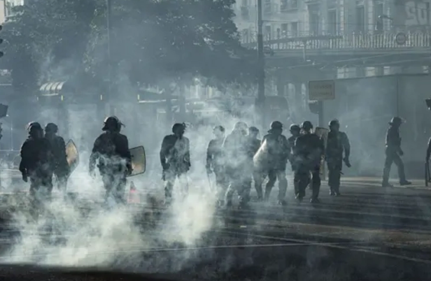 Fransada etirazların ikinci dalğası gəlir: Ölkənin böyük şəhərləri mitinqlərə hazırlaşır