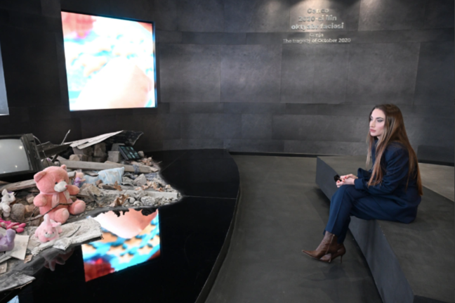 Leyla Əliyeva və Alyona Əliyeva Gəncə Memorial Kompleksini və Milli Qəhrəman Natiq Qasımovun ailəsini ziyarət ediblər