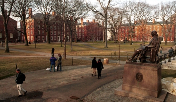 Pentaqon Harvard Universiteti ilə əlaqələrini kəsdi