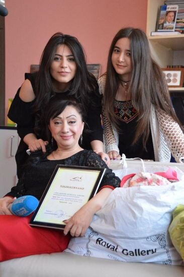 Tanınmış prodüser və telejurnalistin anası vəfat etdi - Daha bir həkim səhlənkarlığı - FOTO