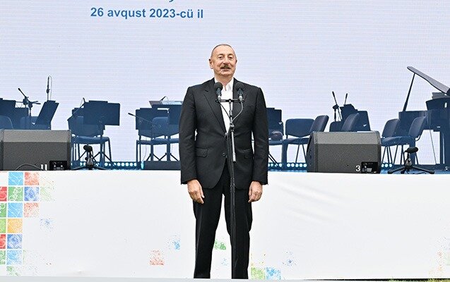 Laçındakı quruculuq işləri böyük sürətlə davam edir