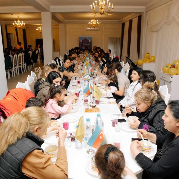 "Super Sun" yağ markası Qarabağda iftar süfrəsi təşkil edib