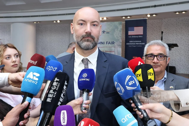 Rendi Koul: ABŞ təhsili azərbaycanlı tələbələr üçün çox əhəmiyyətlidir