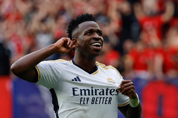 "Real" hakimdən şikayət etdi