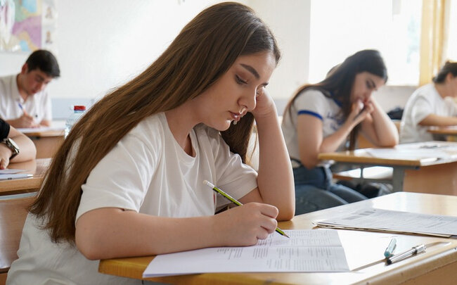 Subbakalavrlar bu il universitetlərdən kənar qalacaqlar? - RƏSMİ CAVAB