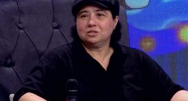 "Aygün Bəylər buna görə kişi paltarı geyinirdi"