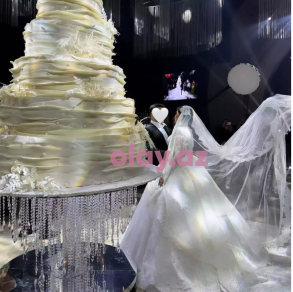 Ədalət Şükürovun qızının toyundan özəl görüntülər