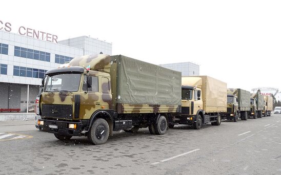 Türkiyəyə qış səhra çadırları göndərilib