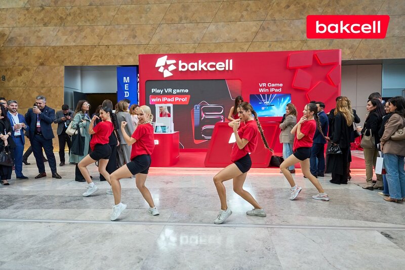 "Bakcell" "INMerge" Sammitində ən son innovasiyalarla çıxış edir