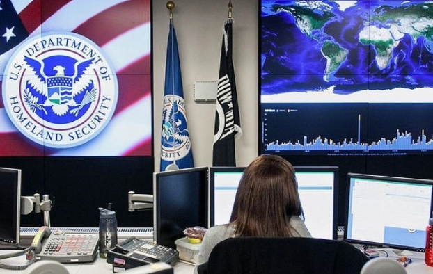 ABŞ-nin kibertəhlükəsizlik agentliyi işçilərinin üçdə birini ixtisar edəcək