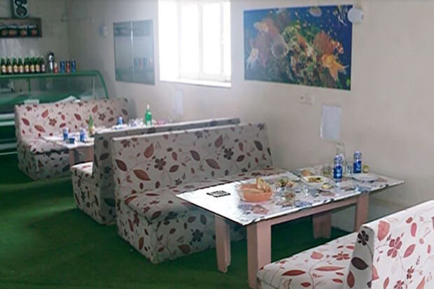 Kafe əxlaqsızlıq yuvası imiş - Sahibi cəzalandırıldı