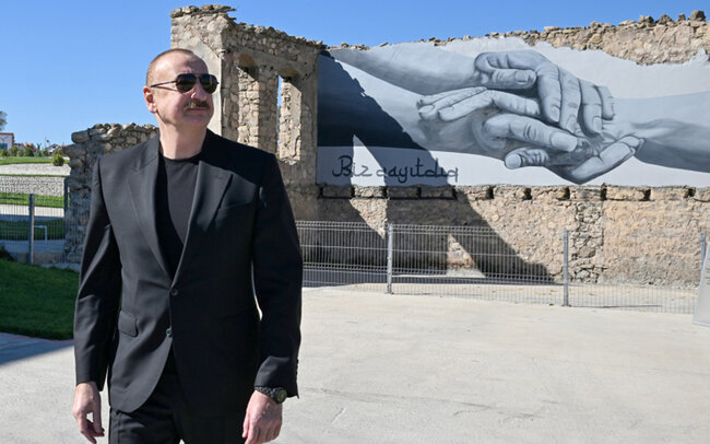 Prezident Cəbrayıldadır - Fotolar