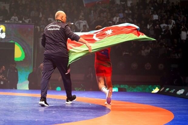 Azərbaycan güləşçiləri Bakıdakı dünya çempionatını 21 medalla başa vurublar