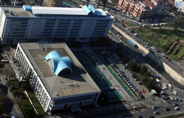 İstanbul Böyükşəhər Bələdiyyəsi ilə bağlı növbəti əməliyyat: 47 nəfər saxlanıldı