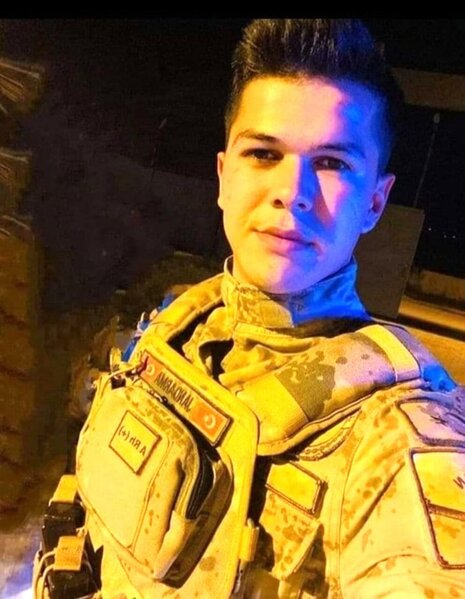 Hərbçi sevgilisi ilə görüntülü danışan qız dəhşət yaşadı - Ölümünü anbaan izlədi