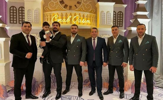 Xanəndə orucluqda toy etdi - qonaqlar arasında keçmiş baş nazir də var - FOTO