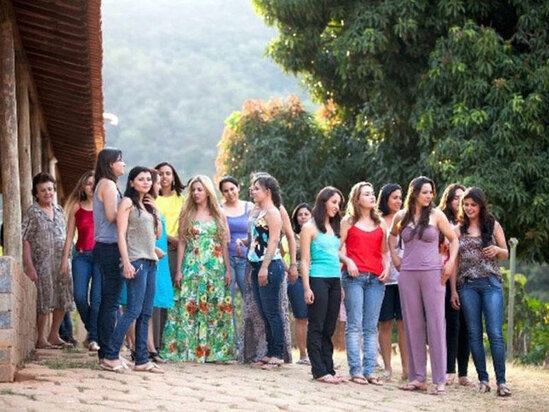 Bu şəhərə kişilər yalnız həftə sonları gələ bilər - "Müasir amazonlar"