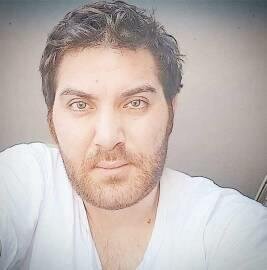 Azərbaycanlı məşhur şəxs AĞIR QƏZAYA düşdü: Başı partladı - FOTO