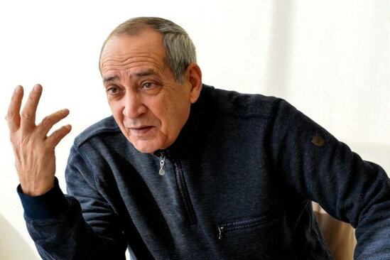 Həbs olundu, oğlu dünyaya gələndə ağır xəstə yatdı - Onu ruhi xəstəxanadan kim xilas elədi?