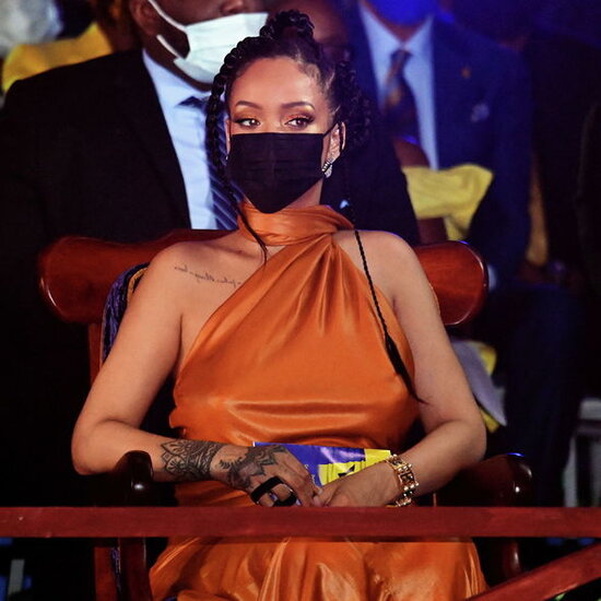 Rihannaya Milli Qəhrəman adı verildi - FOTO/VİDEO
