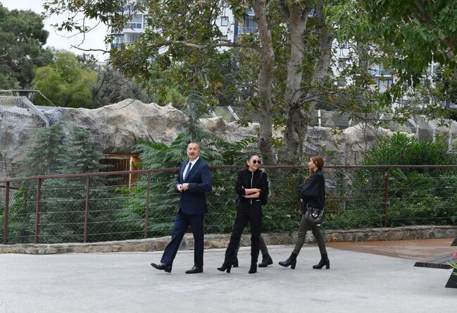 Prezidentlə ailəsi zooparkın açılışında - FOTOLAR