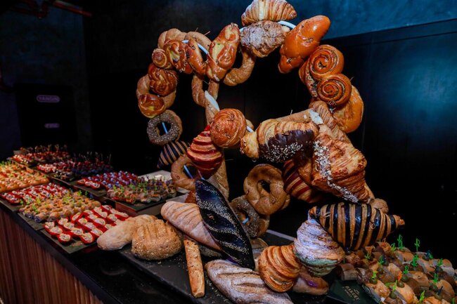 CineMastercard "Maykl" filmi ilə dünya premyerasından 3 gün öncə əfsanənin ruhunu canlandırdı - VİDEO - FOTO