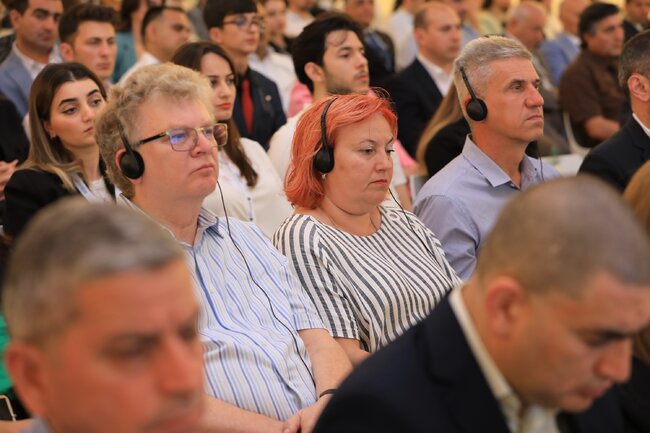 V İqtisadiyyat və İdarəetmə Sahəsində Tədqiqatçıların Beynəlxalq Elmi Konfransı keçirilir