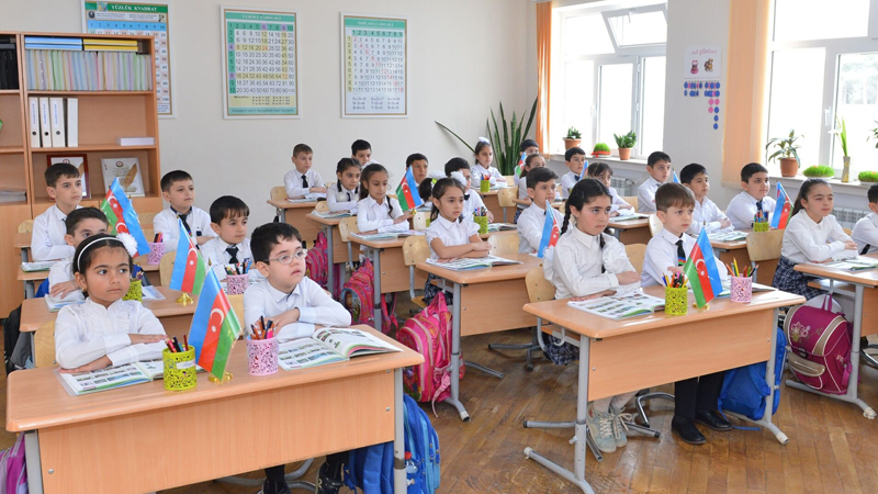 Məktəblərdə dərslərin müddəti 40 dəqiqə olacaq? (RƏSMİ)