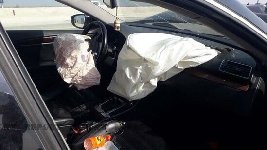 Bakı-Qazax yolunda ağır QƏZA: Səkkiz nəfər xəsarət aldı - FOTO