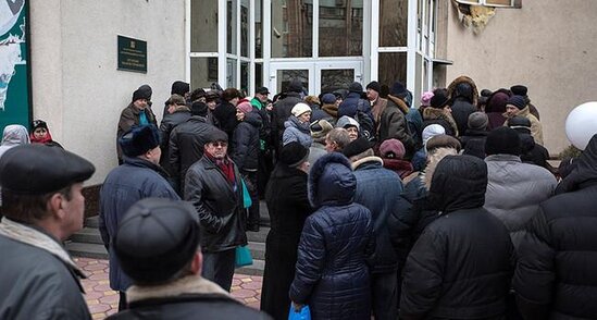 Rusiya müharibə vəziyyətinə keçir: İqtisadiyyatın çökmə təhlükəsi var