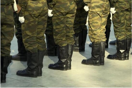 40 rus əsgəri döyüşməmək üçün öz ayağından atıb