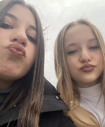 13 yaşlı iki qızın faciəvi ölümü: Ölüm anları kameraya düşdü - VİDEO