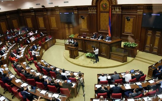 Erməni deputatları Türkiyəyə gediblər