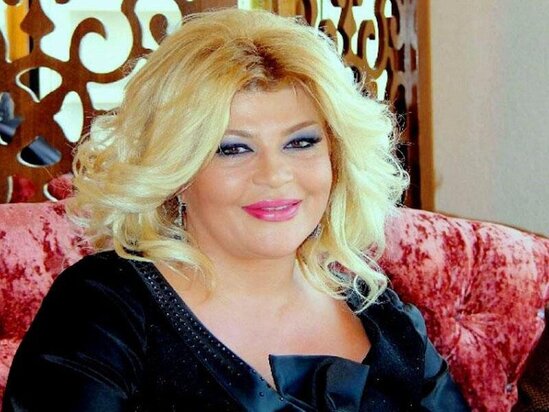 Ata evindən oğurluq etdi, əri onu günlərlə döydü, evdən qaçdı, haqqında narkoman şayiəsi yayıldı