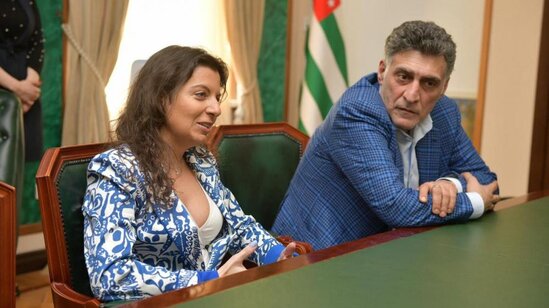 "PARAZİT CÜTLÜYÜ" QAZAXISTANDAN NƏ İSTƏYİR? – Və Keosayanın adı niyə terrorçular siyahısına salınıb?