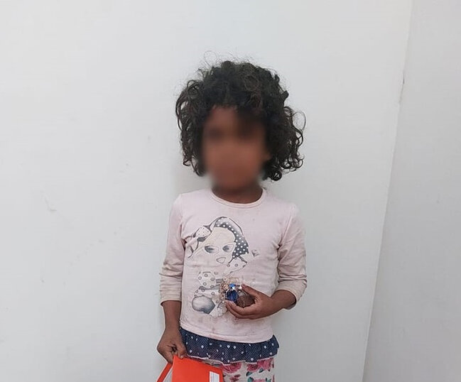 Bakıda diləndirilən uşaq sığınacağa təhvil verildi - FOTO