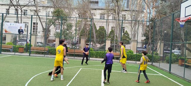 Paytaxtın abad məhəllələrində basketbol yarışları keçirilir