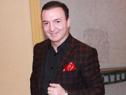 "Sənin bir üzün var" - Vasif Zaura dəstək oldu