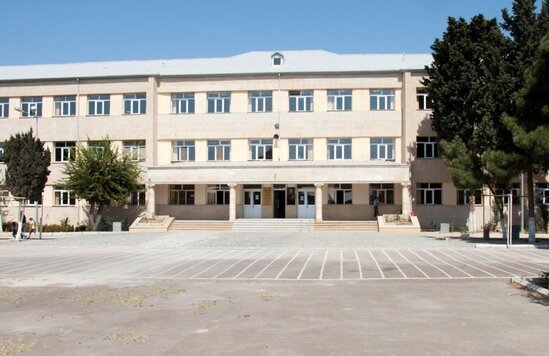 Lənkəranda döyülən məktəblinin sinif rəhbəri DANIŞDI – "15 yaşında qıza əxlaqsız demək günahdır"