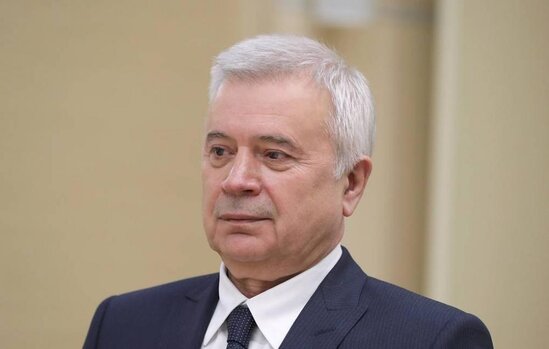 Vahid Ələkbərov alma biznesinə başladı