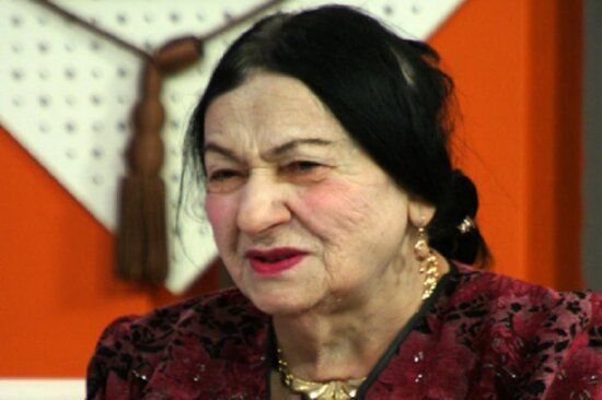 Oğlunun ölümünü ondan gizlədilər, sənətinə görə ailəsi dağıldı, ömrünün sonuna kimi tək yaşadı - Şəfiqə Axundova haqqında maraqlı faktlar