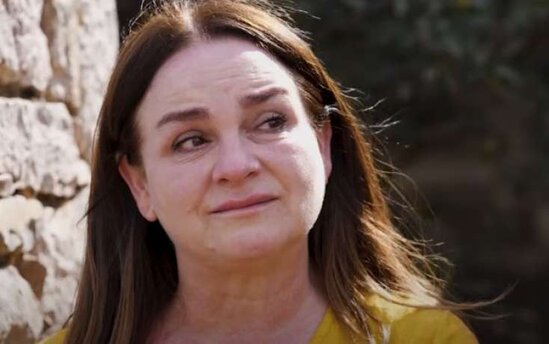 İllər sonra doğma kəndini görən Məlahət Abbasova ağladı - Video