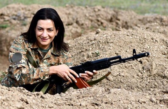 Paşinyanın arvadı ÜZR İSTƏDİ