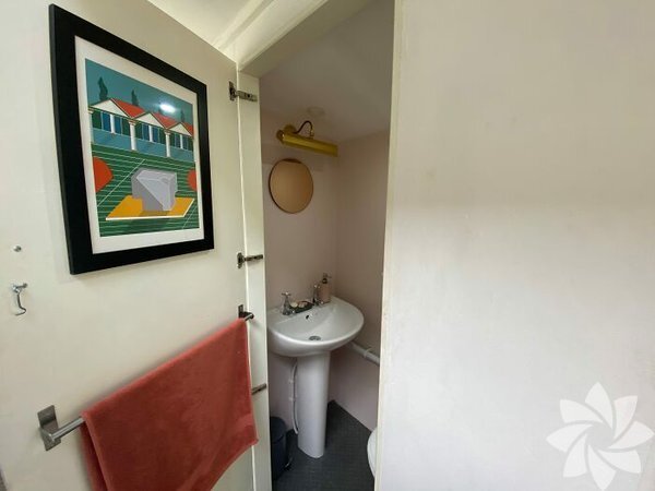 Avtobusu evə çevirdilər: İçində hətta kamin və hamamı da var - FOTOLAR