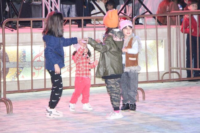 Yevlaxda bayram konserti keçirilib - FOTOLAR