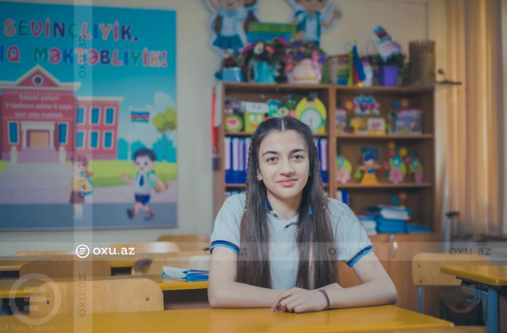 Salyanda əkiz bacılar eyni universitetə qəbul oldular